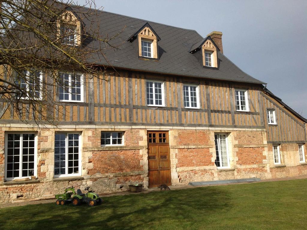 Le Saint Aubin- Maison D Hotes Dans Ce Monastere Du 16 Siecle Amfreville-la-Campagne Exteriér fotografie